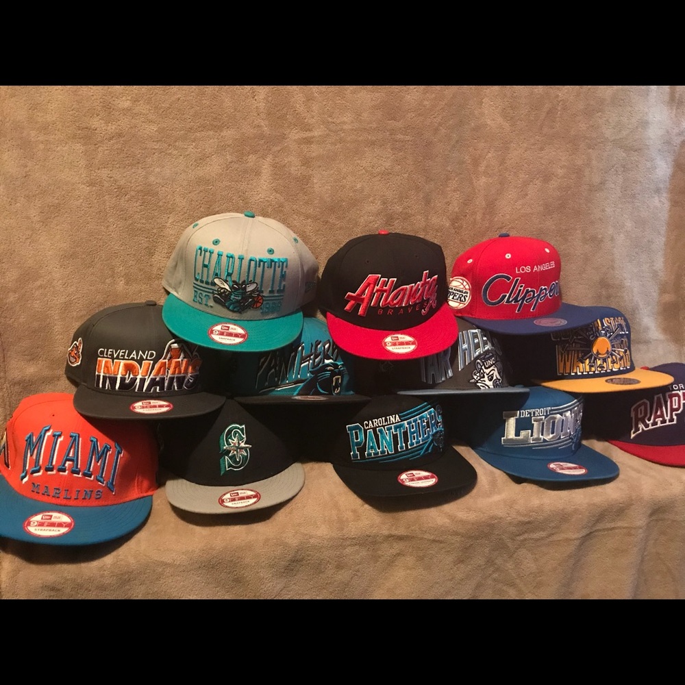 12 New era/ Mitchell & ness snap back hats
